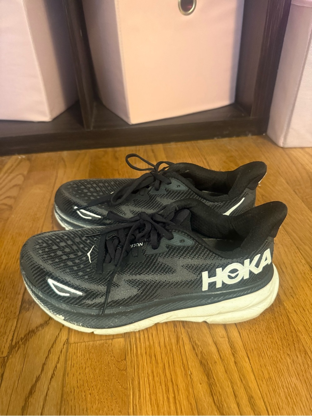HOKA Clifton 9s Women’s Black Running Shoes - Lightweight Cushioning